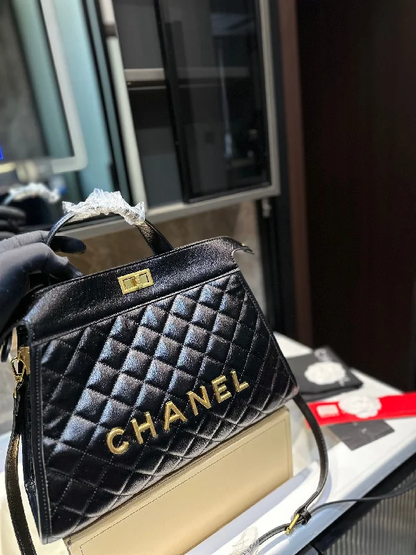 Chanel Tote bag