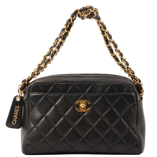 Chanel Around 1995 Made Trun-Lock Logo Charm Chain Bag Black