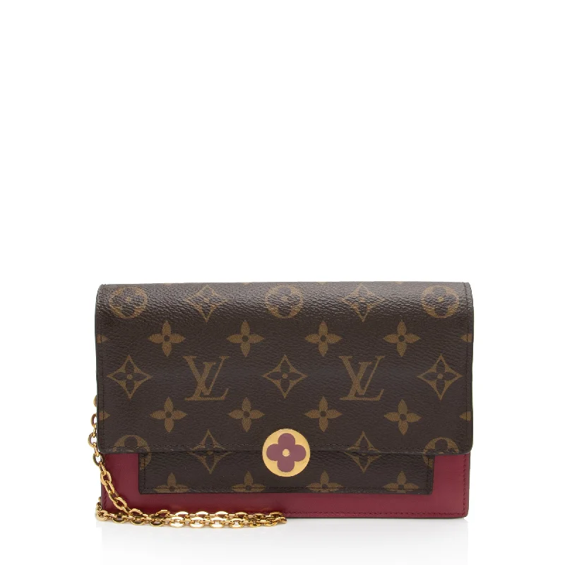 Louis Vuitton Monogram Canvas Flore Chain Wallet (SHF-atcBim)