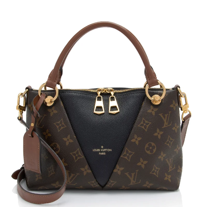 Louis Vuitton Monogram Canvas V Tote BB (SHF-Qq3jnD)